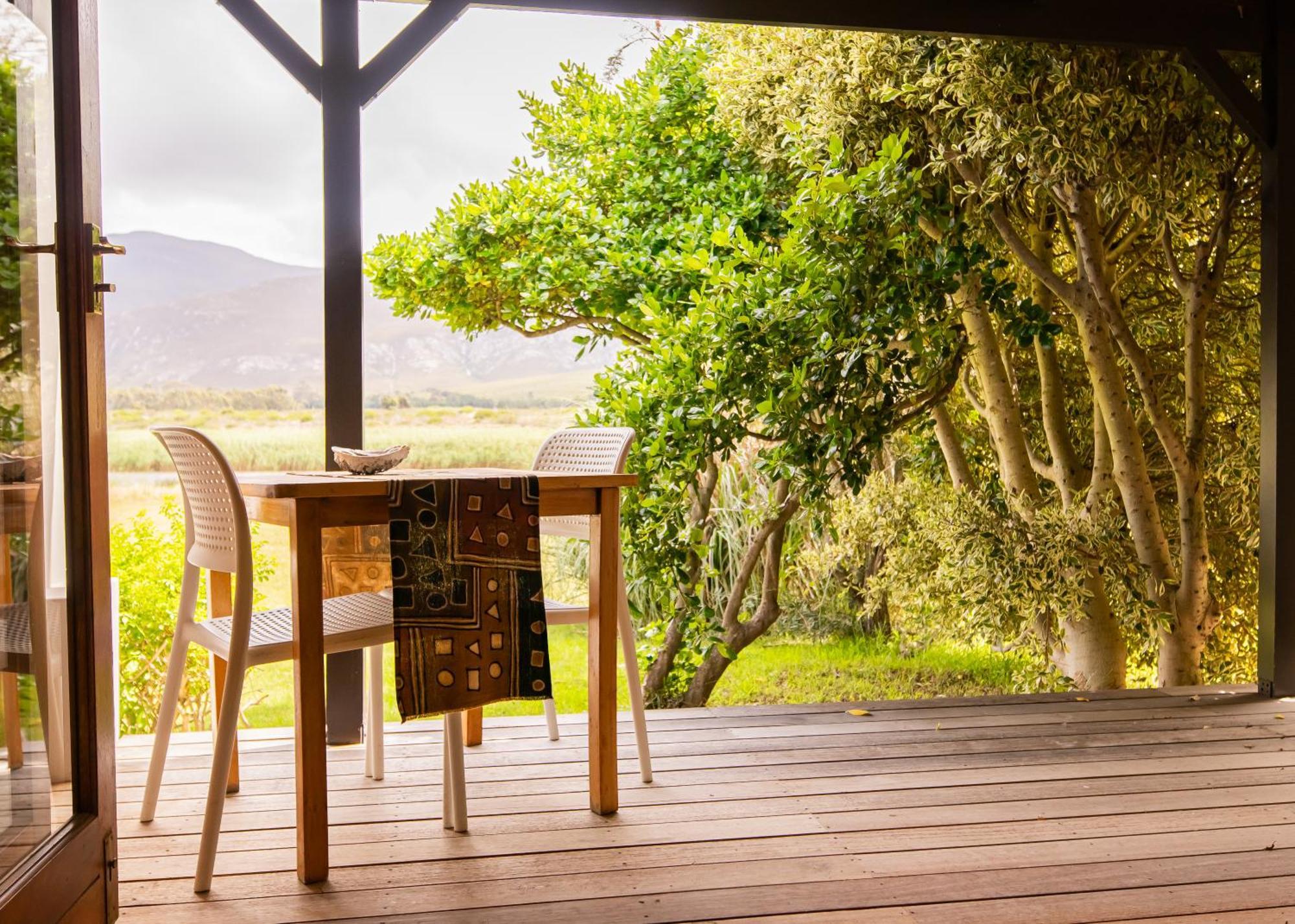 Springfontein River Lodge Станфорд Екстериор снимка